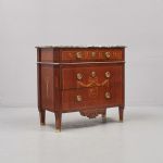 1240 8354 CHEST OF DRAWERS